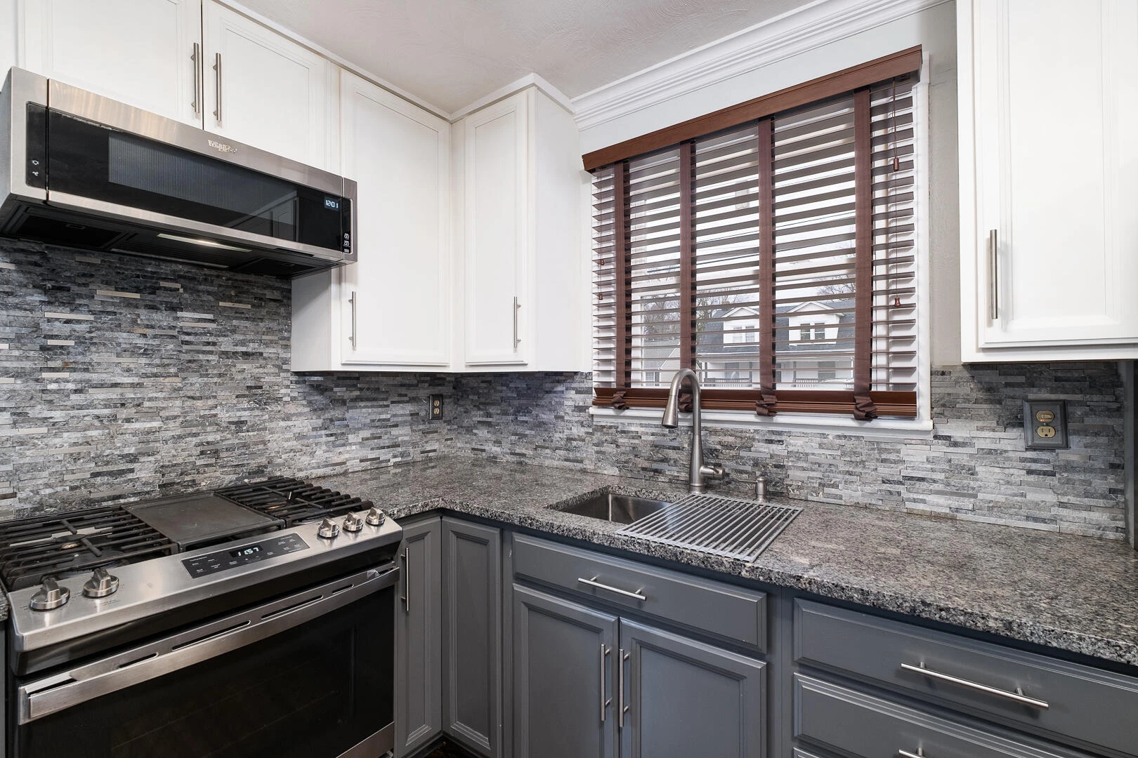 335 Fugate RD - Photo 11