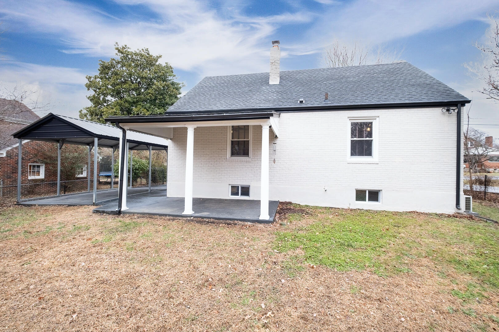 335 Fugate RD - Photo 4