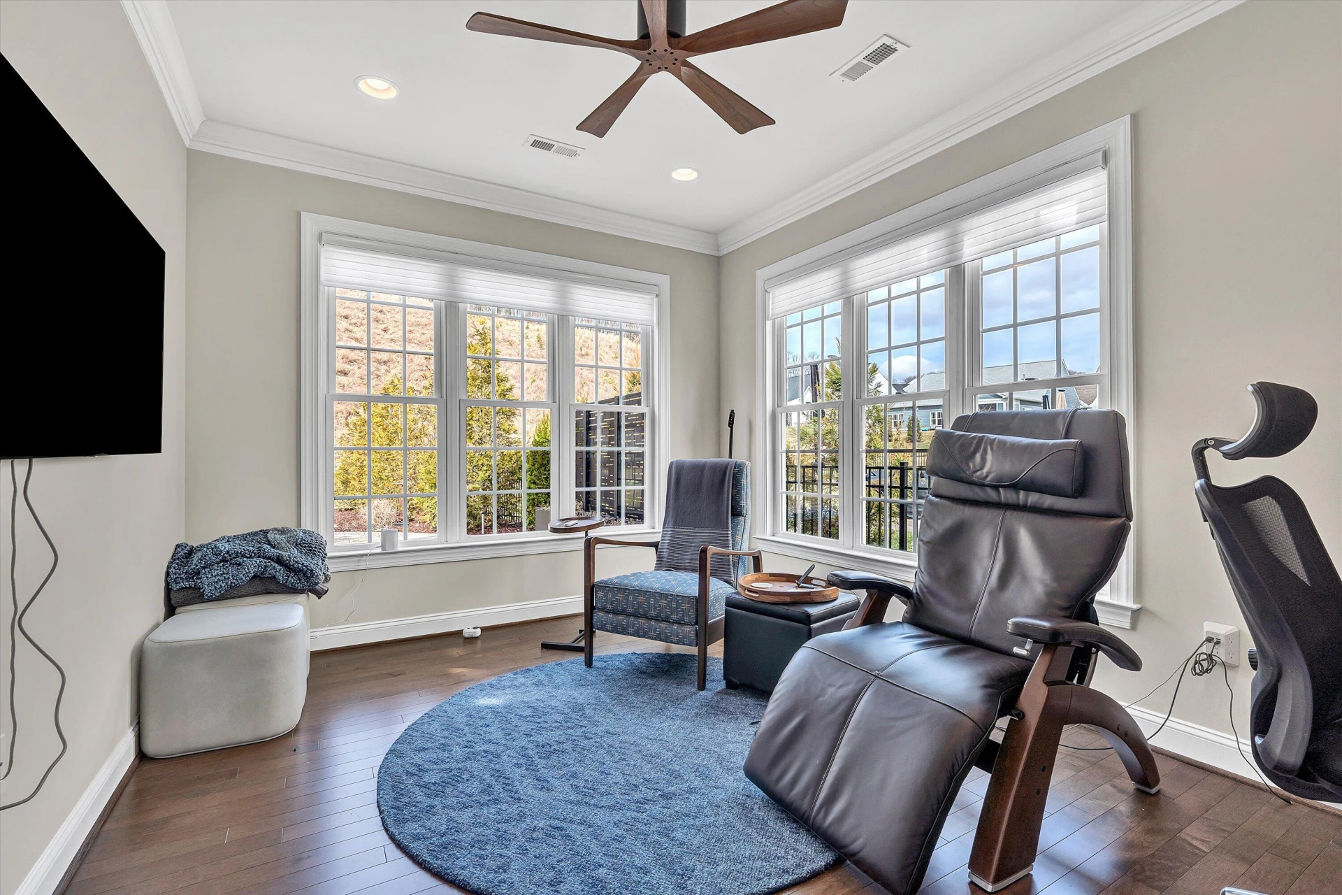 1008 Claremont CT - Photo 19