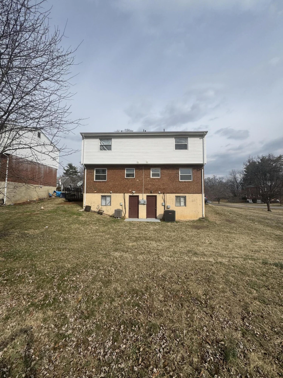 137 Princeton CIR - Photo 11