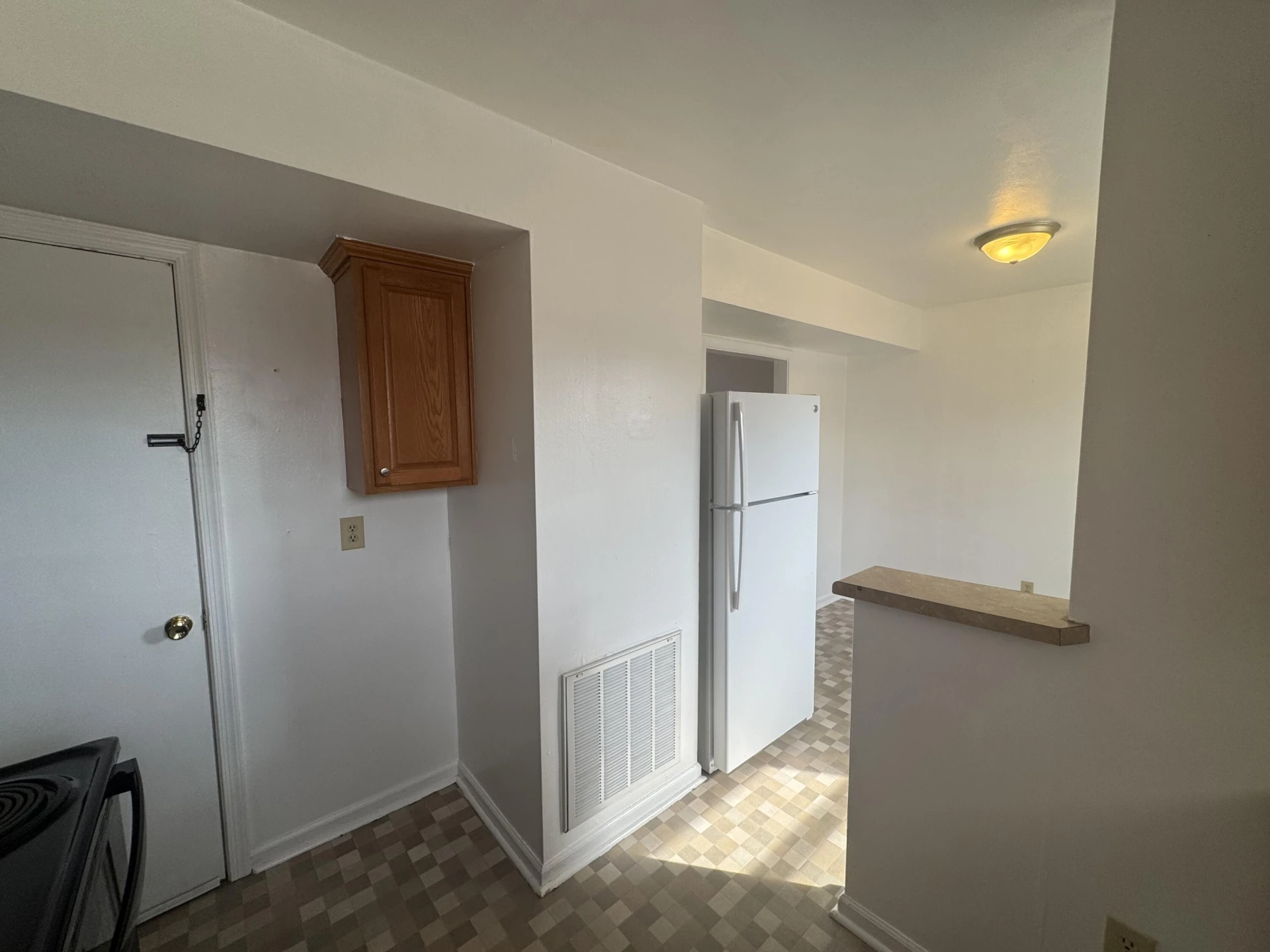137 Princeton CIR - Photo 14