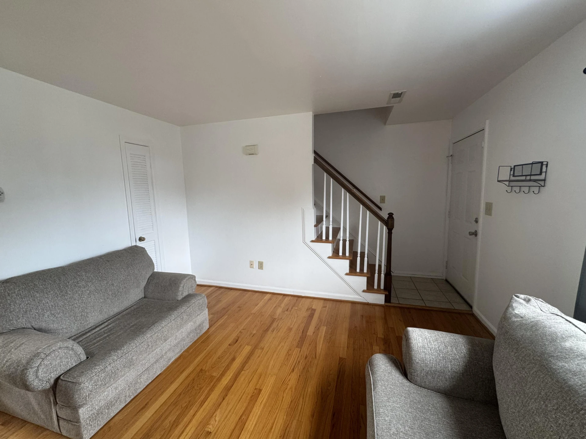 137 Princeton CIR - Photo 19