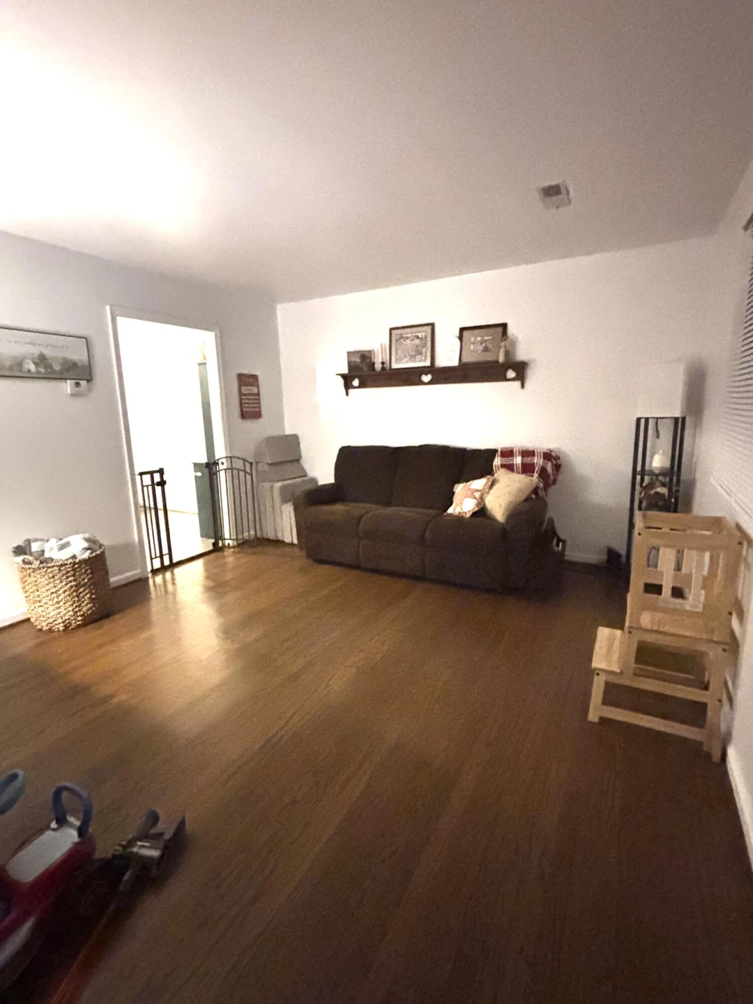 137 Princeton CIR - Photo 8
