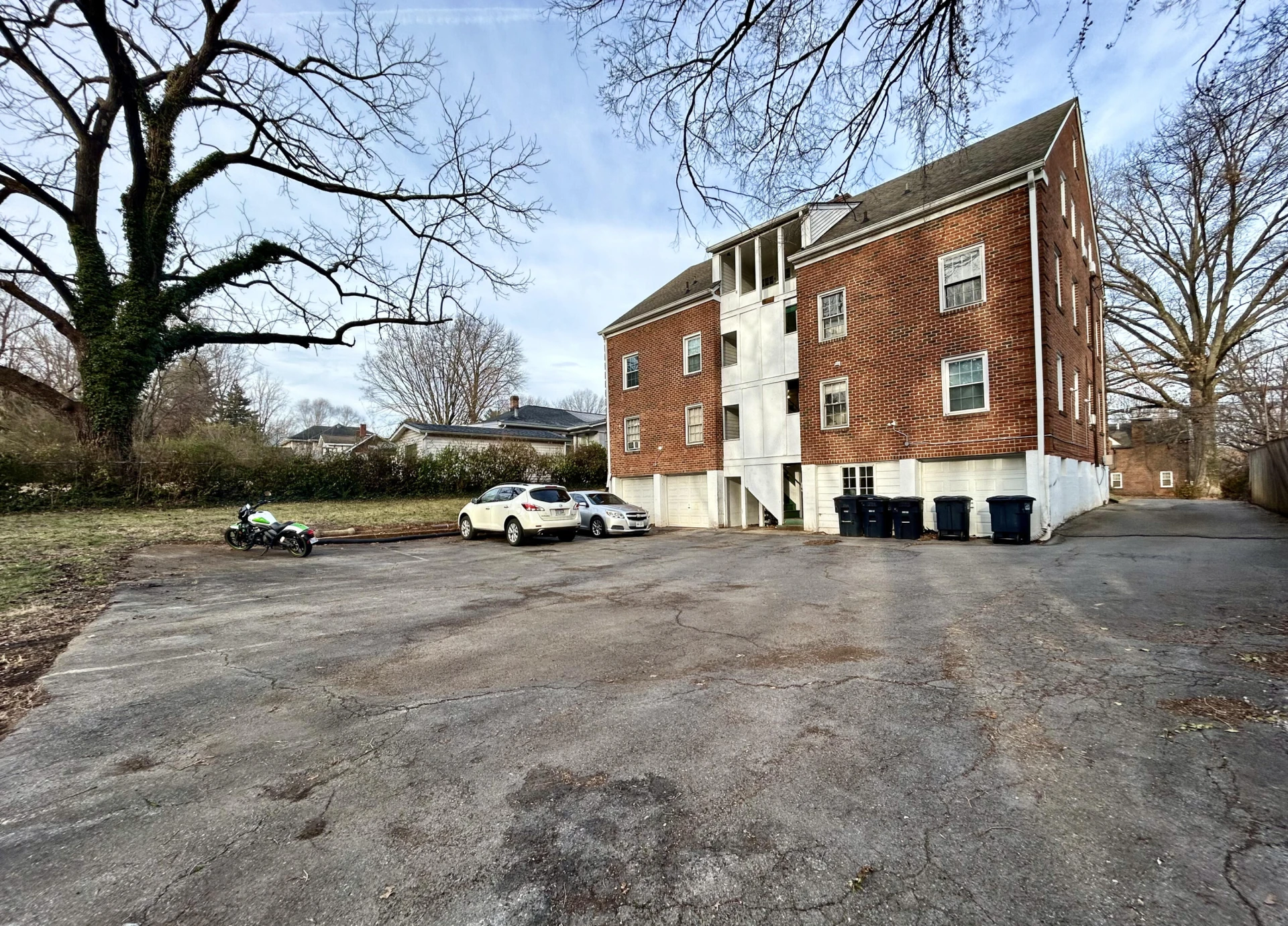 2703 Broad ST - Photo 4