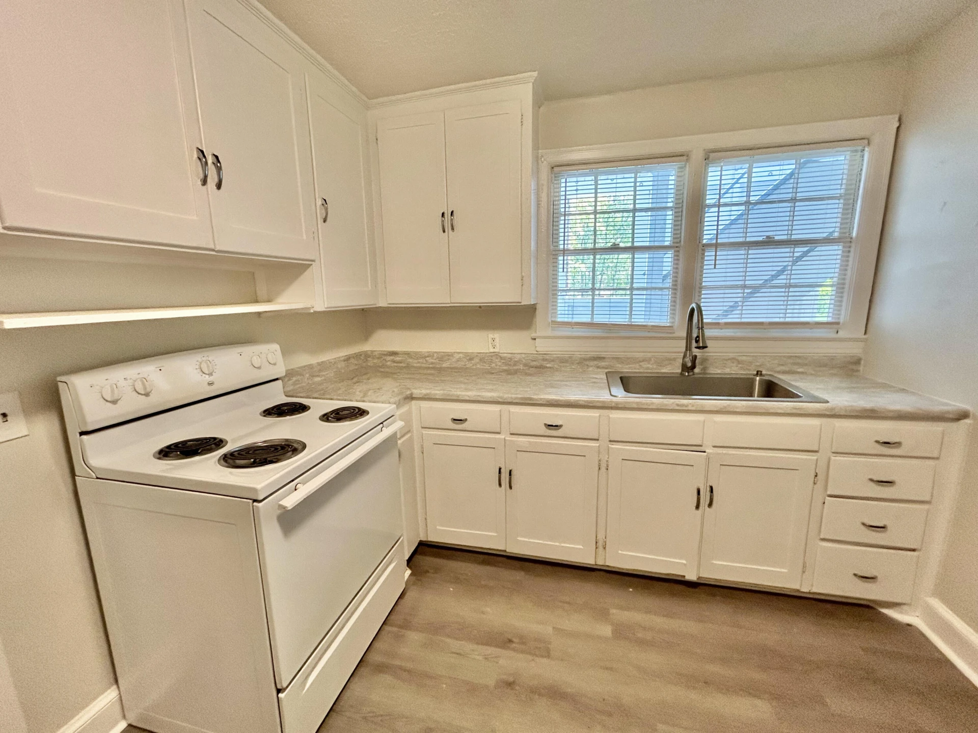 2703 Broad ST - Photo 46