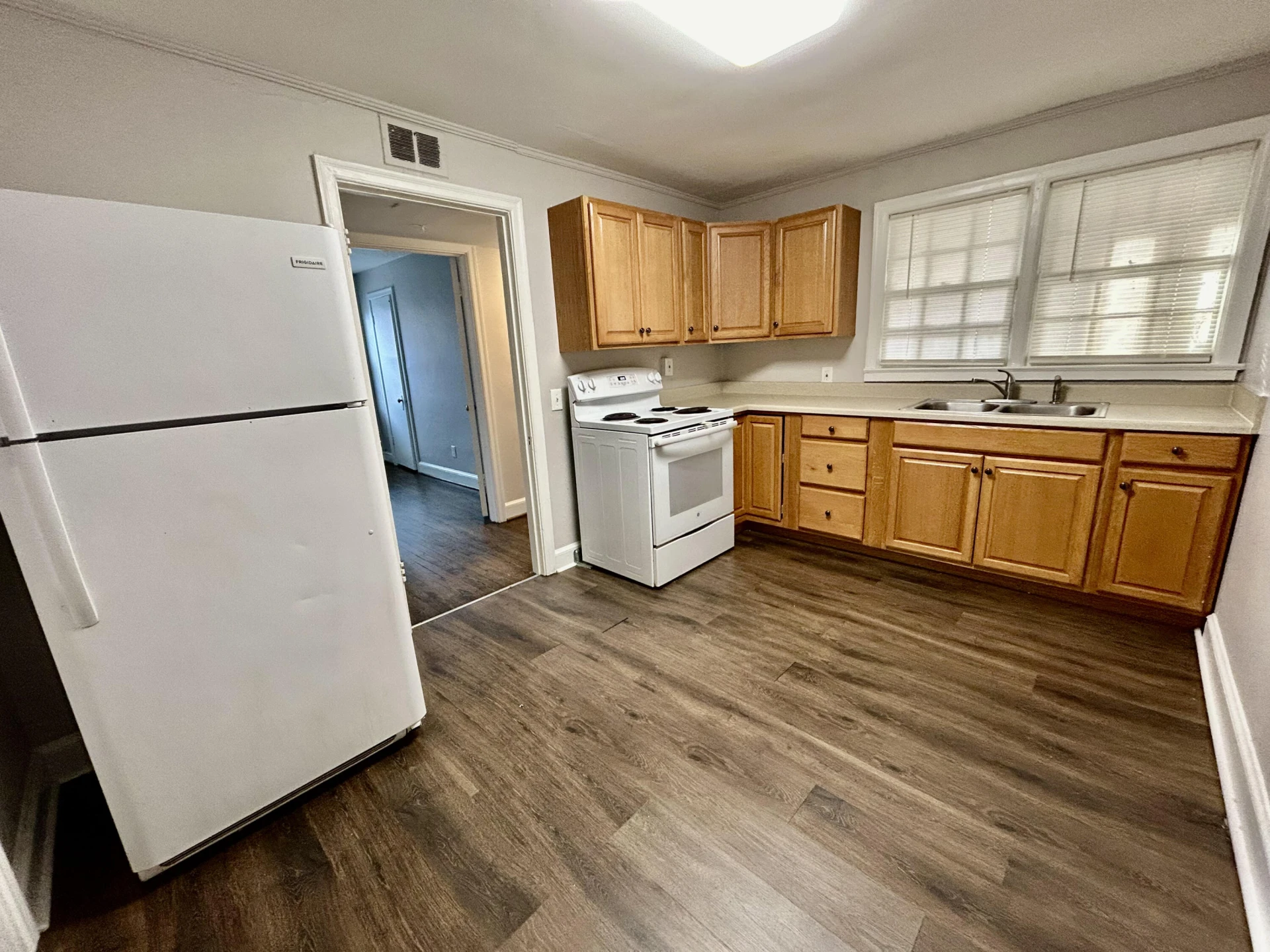 2703 Broad ST - Photo 62