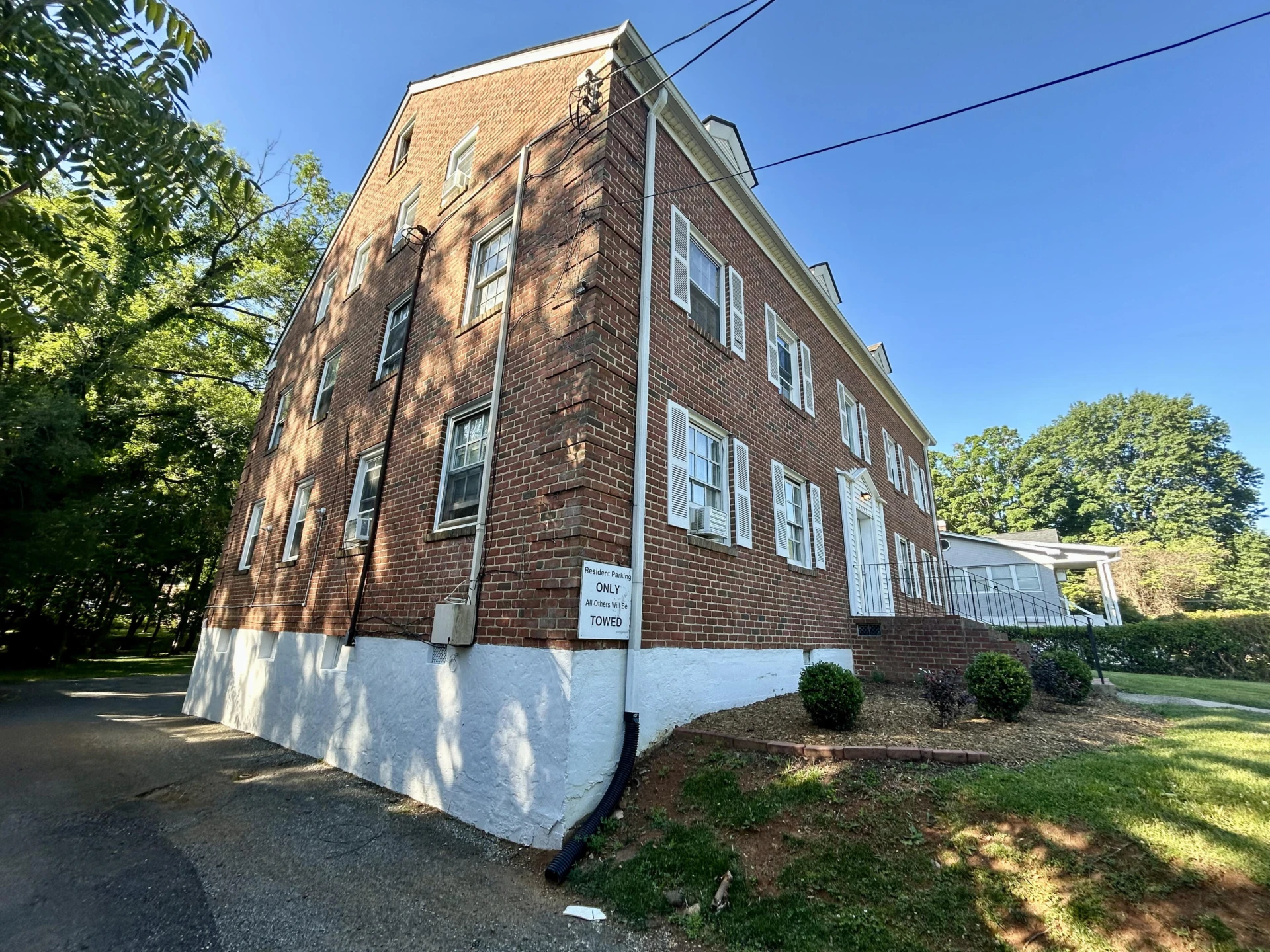 2703 Broad ST - Photo 8