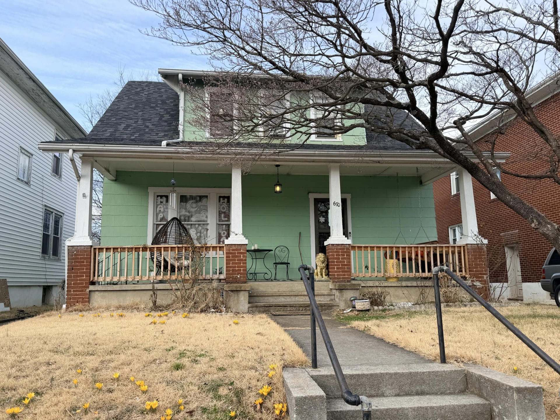 670 Murray AVE