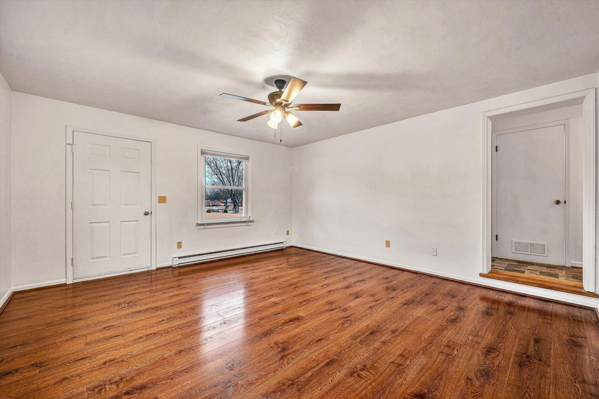 3853 Thompsons LN - Photo 10