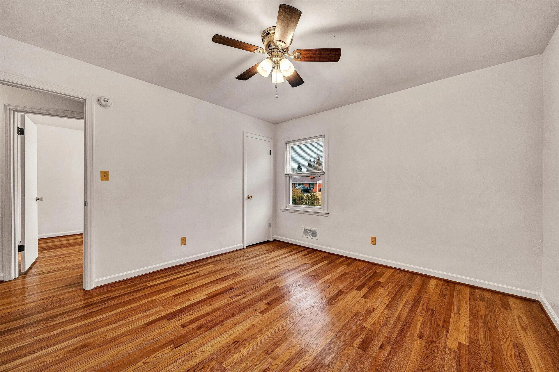3853 Thompsons LN - Photo 14
