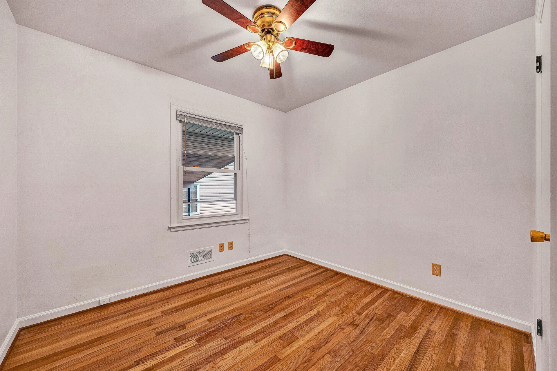 3853 Thompsons LN - Photo 20