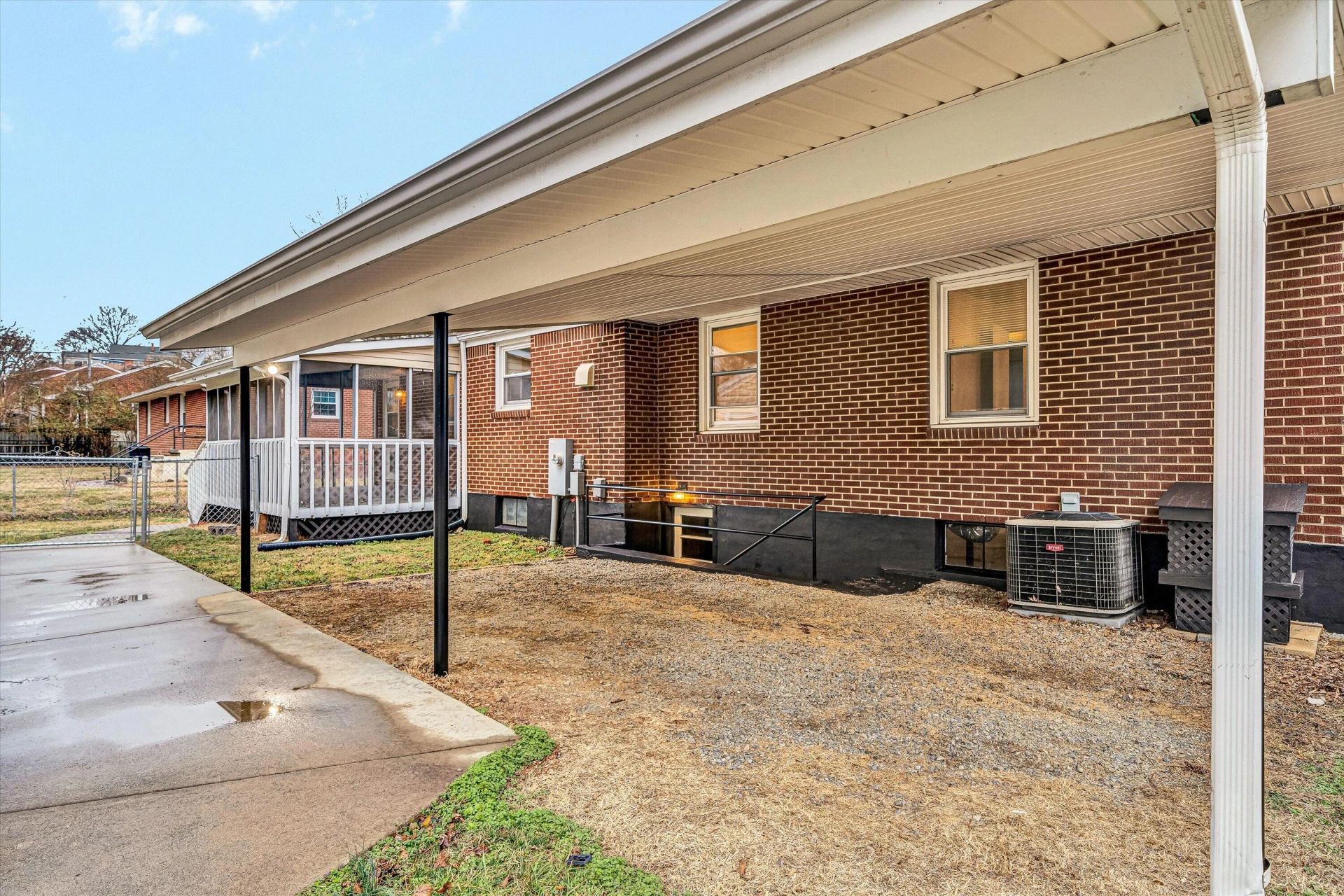 3853 Thompsons LN - Photo 27