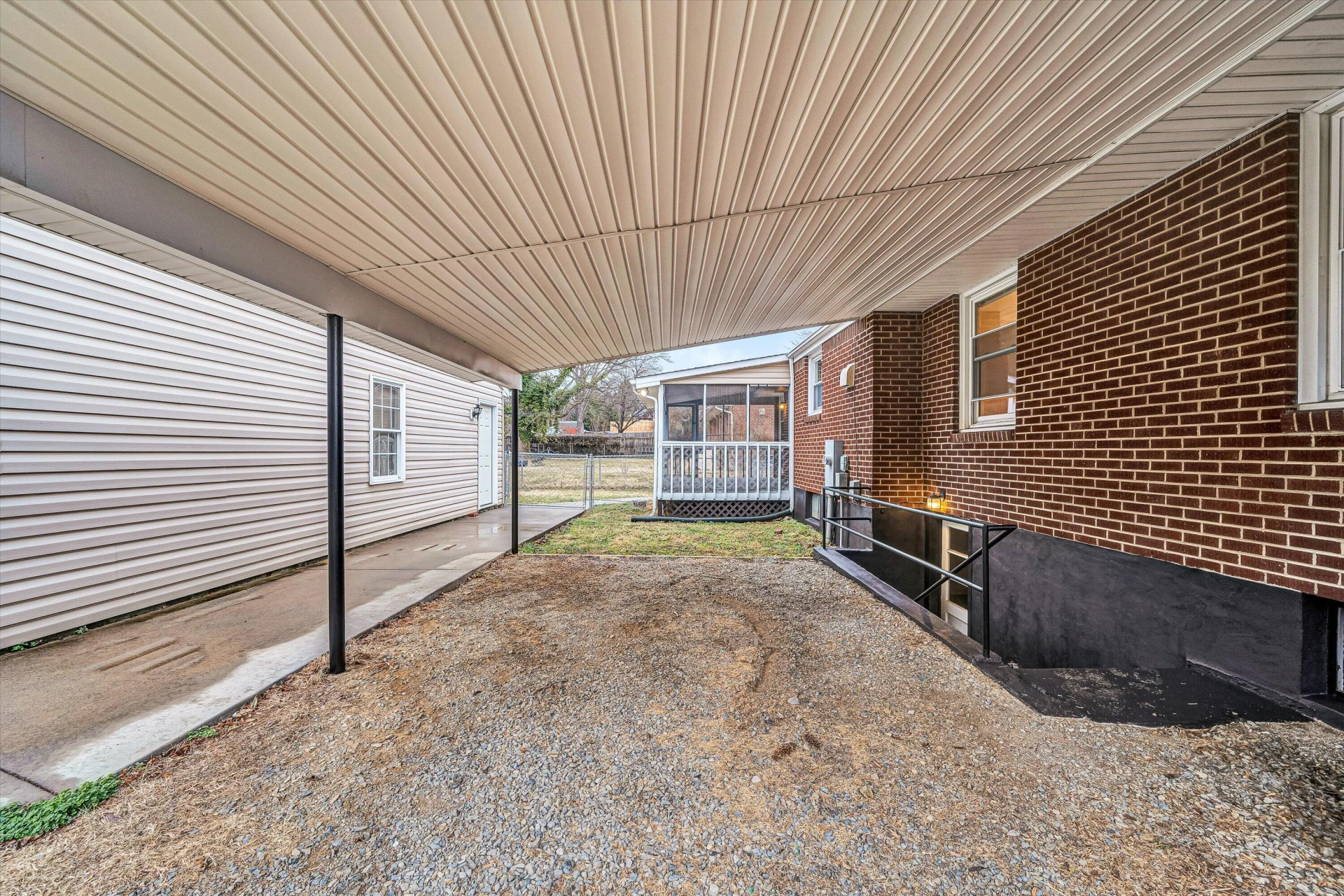3853 Thompsons LN - Photo 28