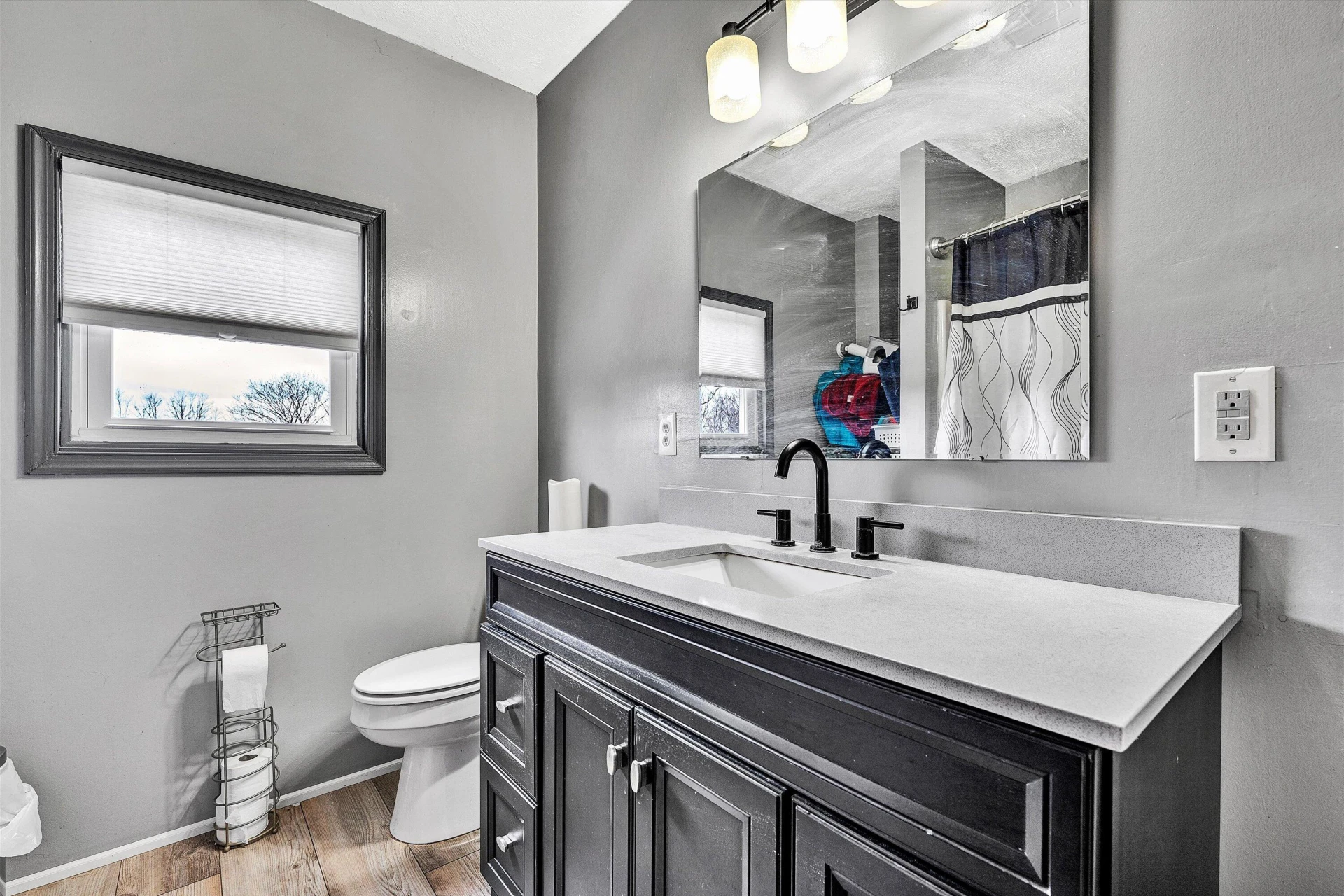 1045 Emerald DR - Photo 24