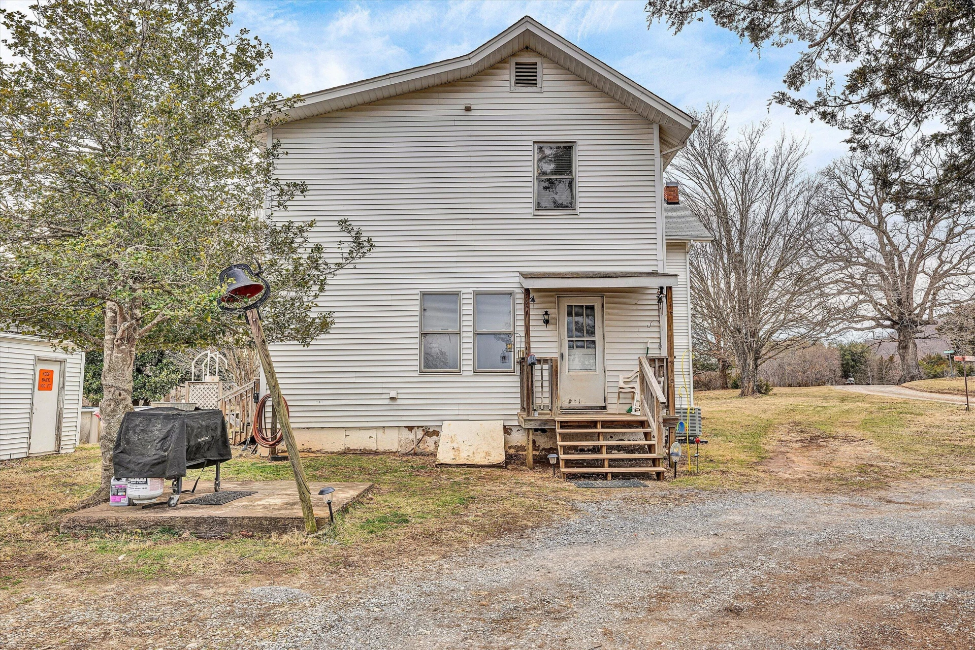 1045 Emerald DR - Photo 27