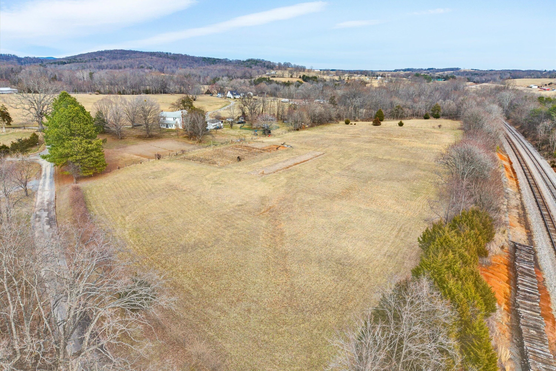 1045 Emerald DR - Photo 34