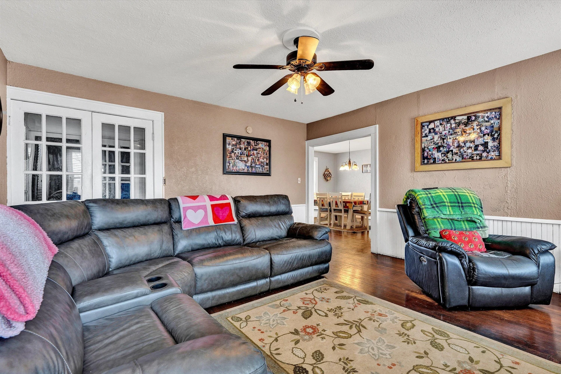 1045 Emerald DR - Photo 8