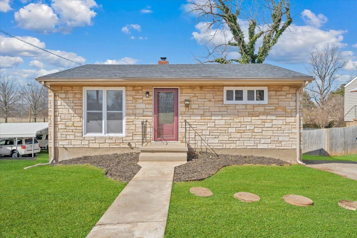 2410 Avalon AVE - Photo 47