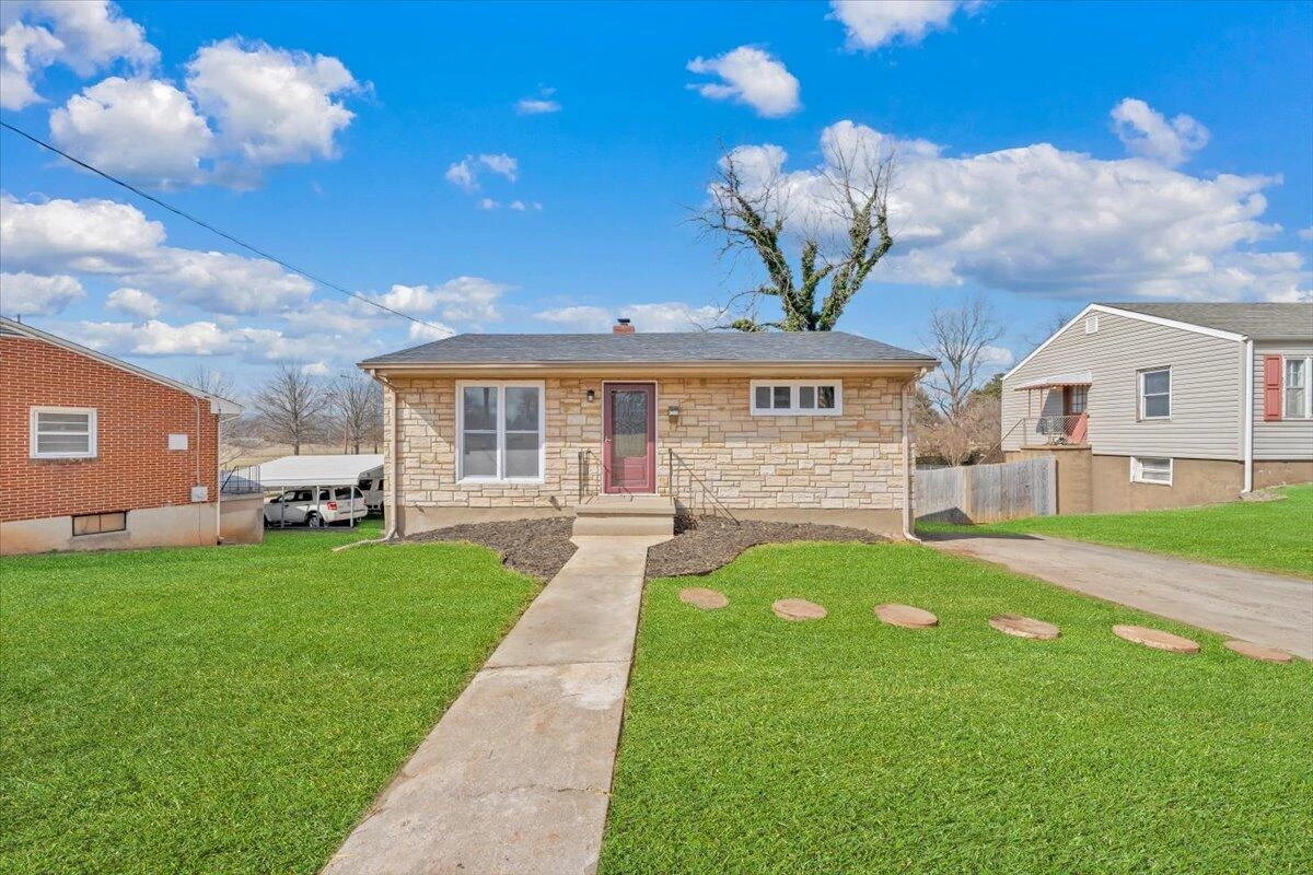 2410 Avalon AVE - Photo 49