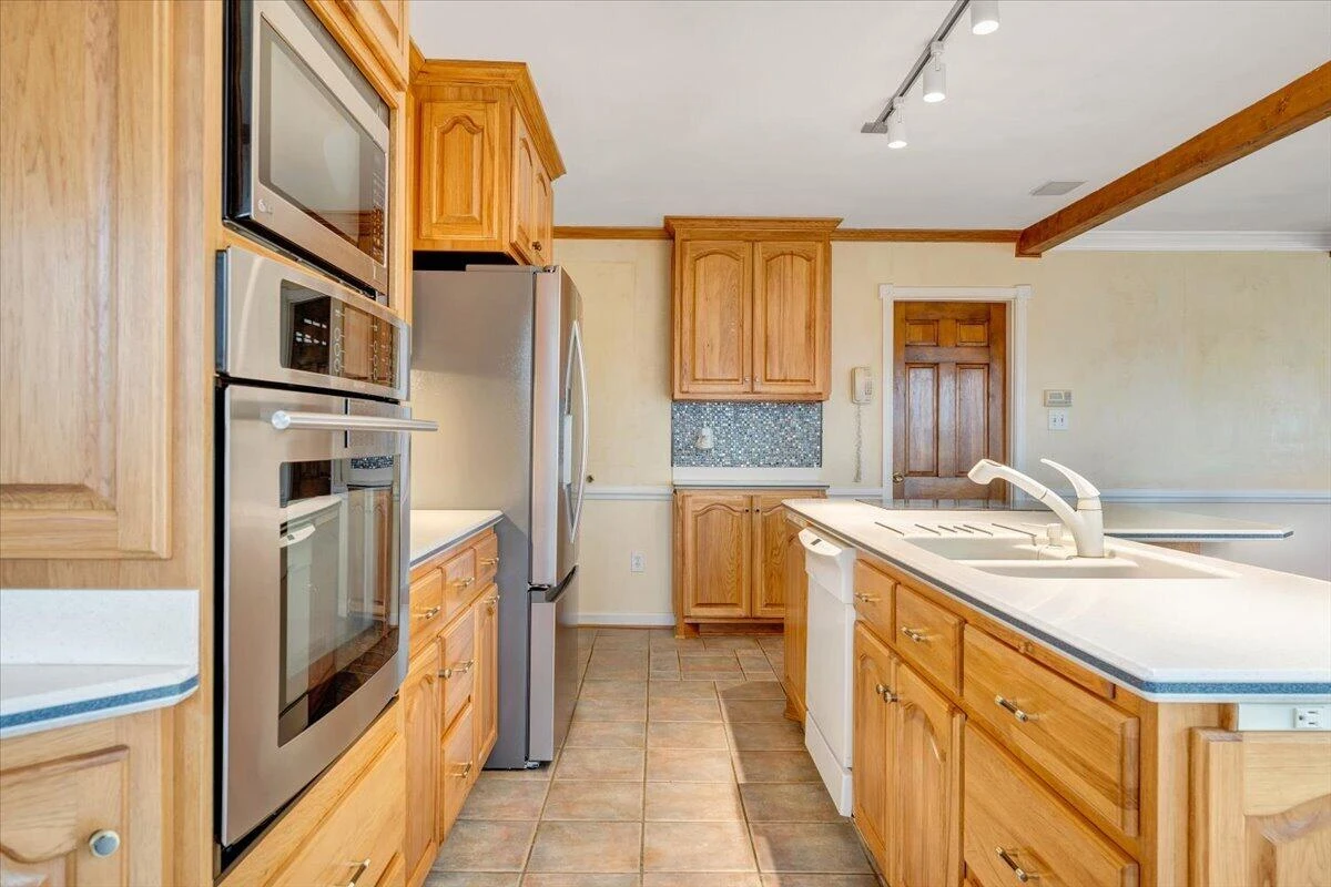 5127 Hunting Hills DR - Photo 25