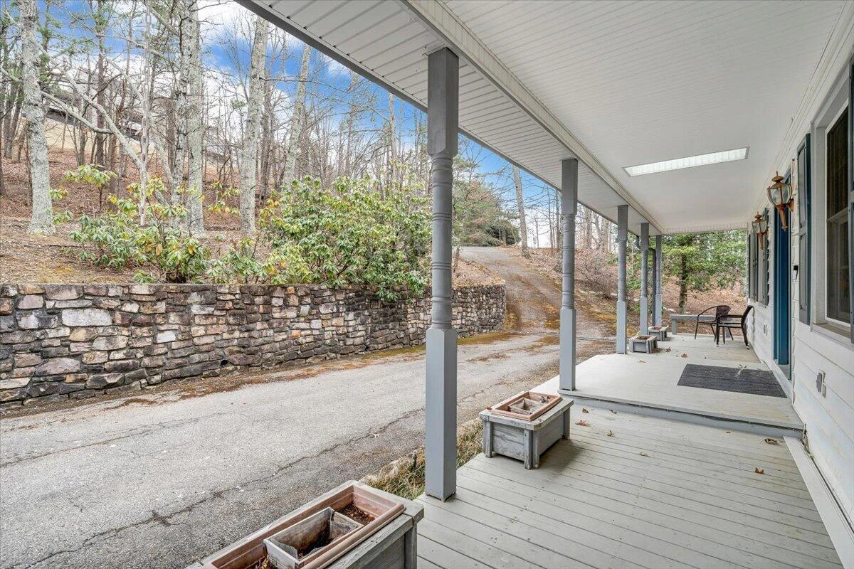 5127 Hunting Hills DR - Photo 9