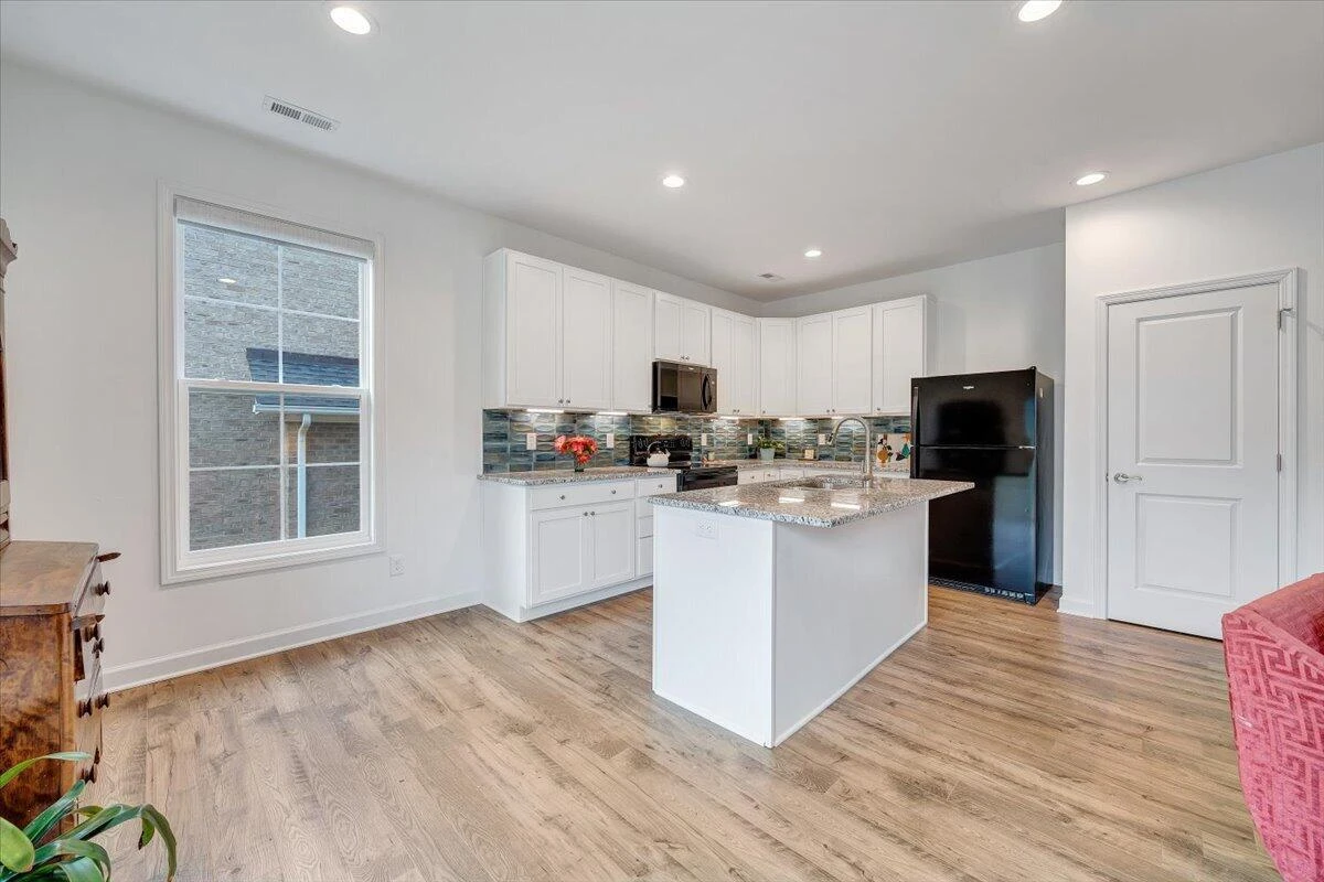 216 Stonecreek WAY - Photo 17