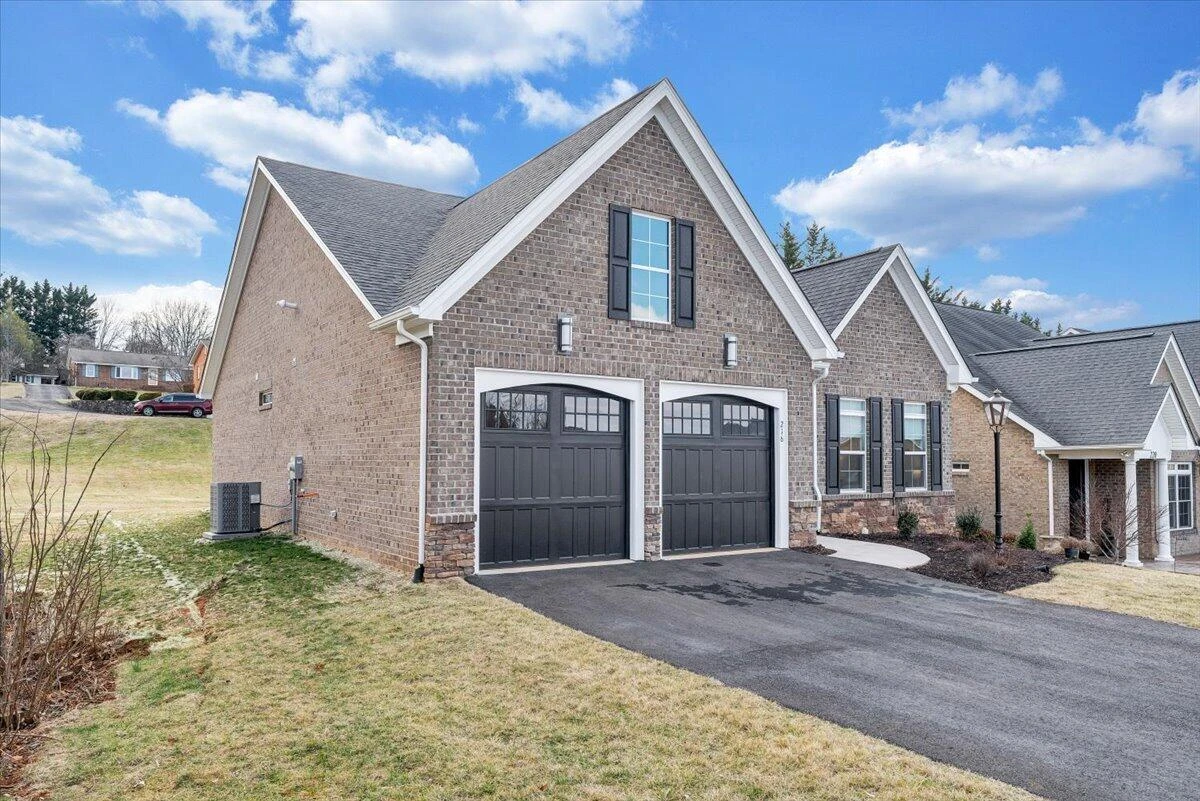 216 Stonecreek WAY - Photo 32