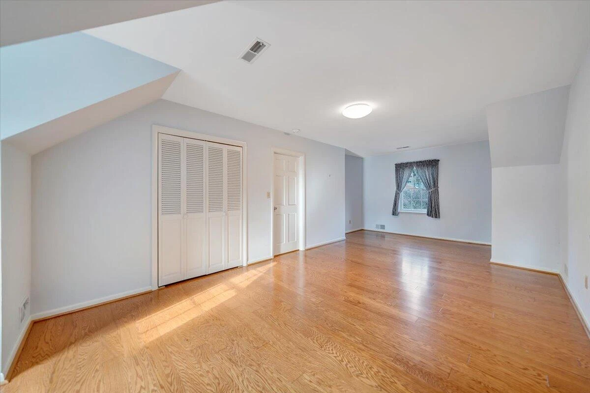 2612 Beverly BLVD - Photo 121