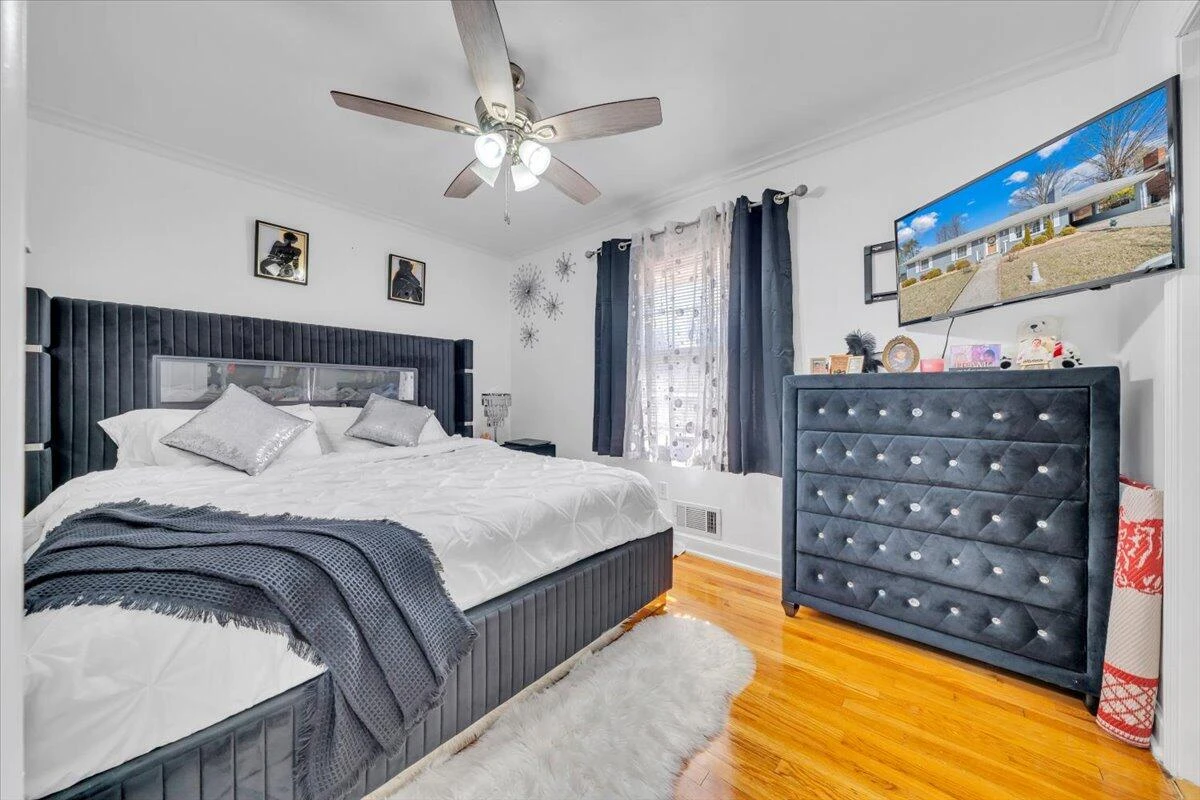 3325 Fleetwood AVE - Photo 27