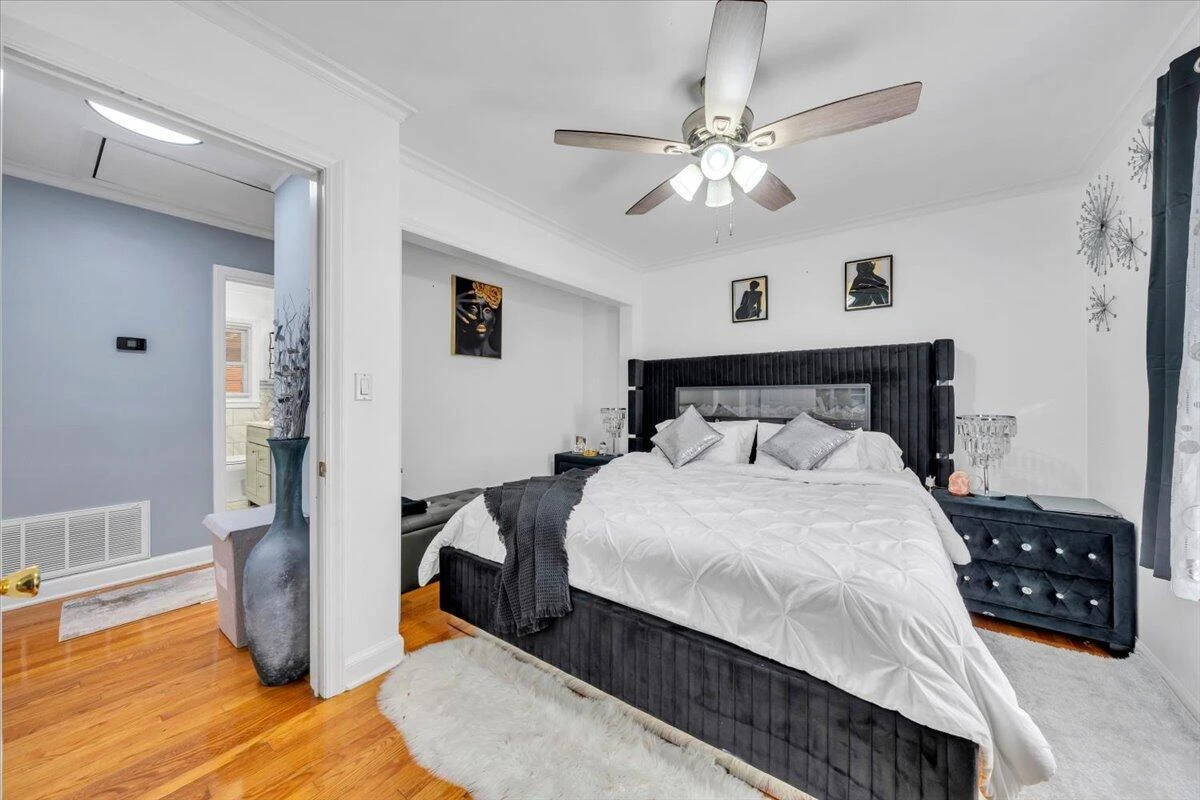 3325 Fleetwood AVE - Photo 28