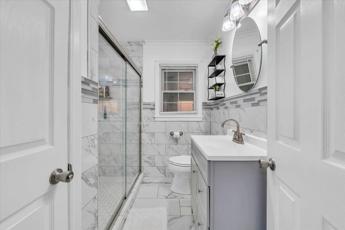 3325 Fleetwood AVE - Photo 33