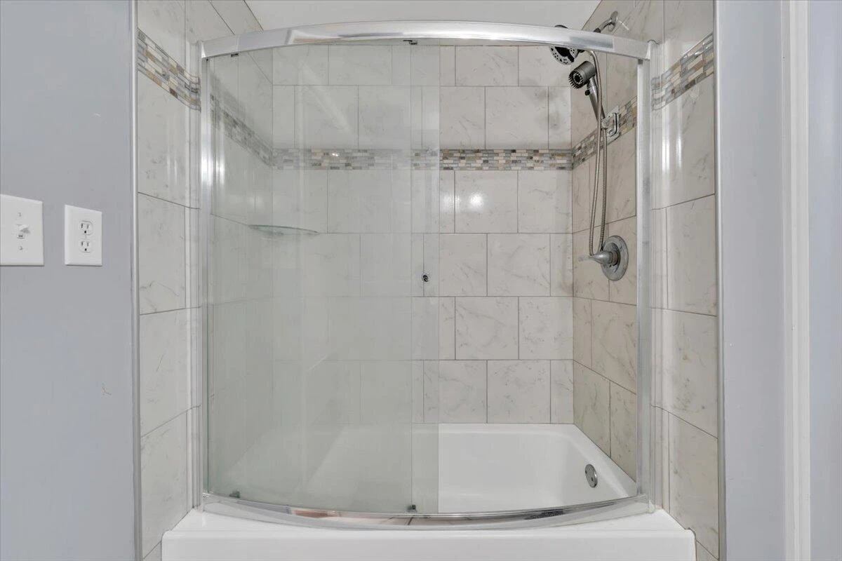 3325 Fleetwood AVE - Photo 49