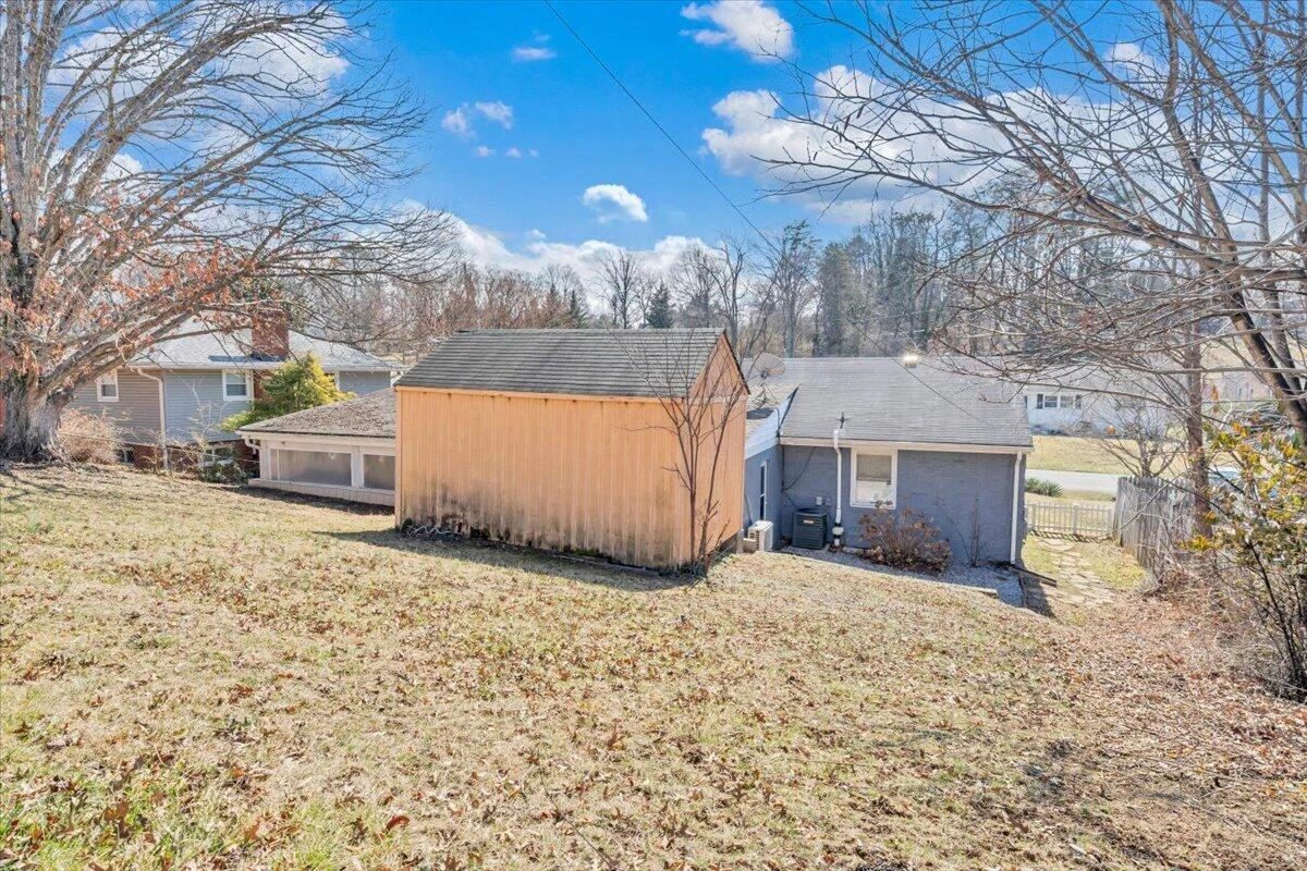 3325 Fleetwood AVE - Photo 62