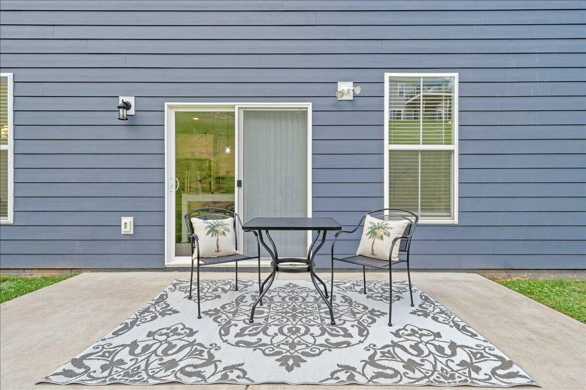 2130 Kings Walk DR - Photo 47