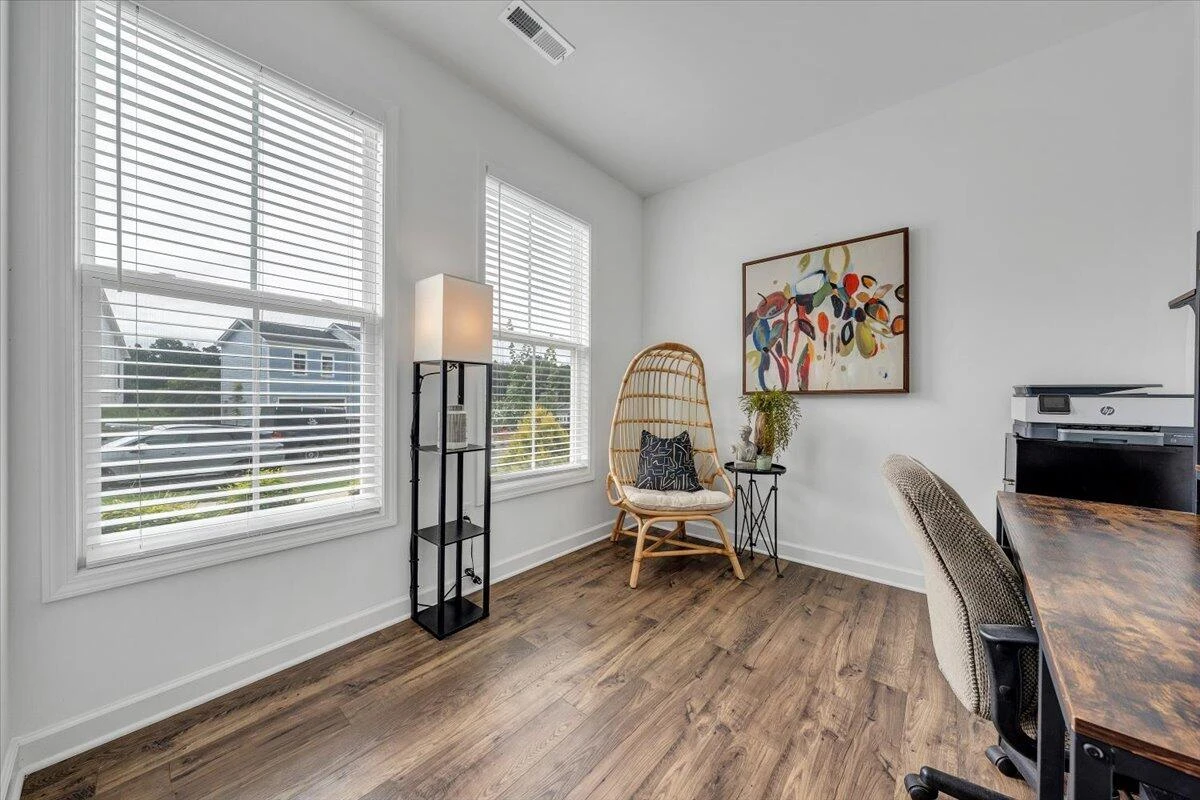 2130 Kings Walk DR - Photo 7