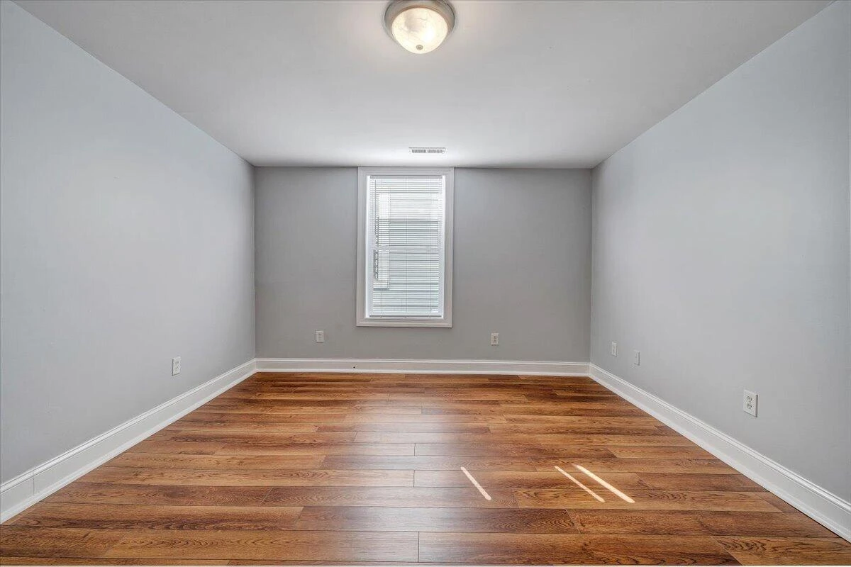 117 16th ST - Photo 11