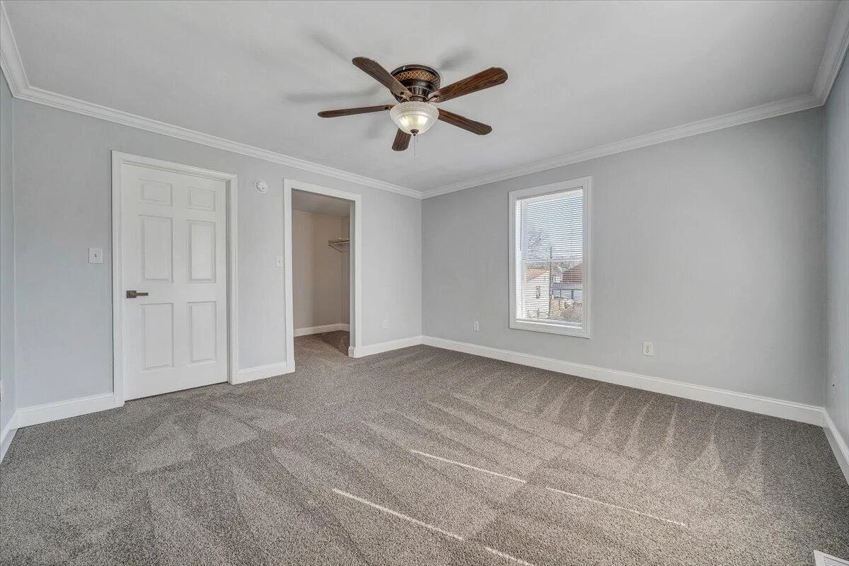 117 16th ST - Photo 27