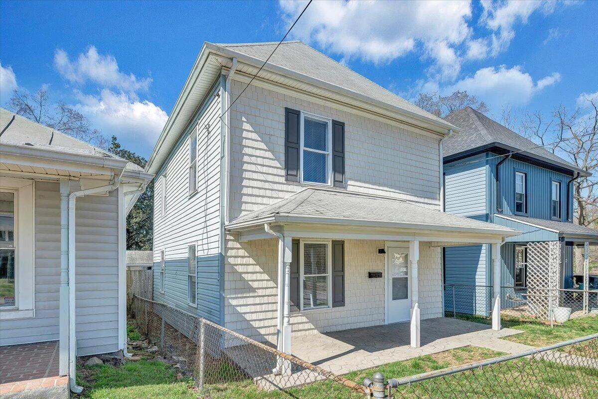 117 16th ST - Photo 36