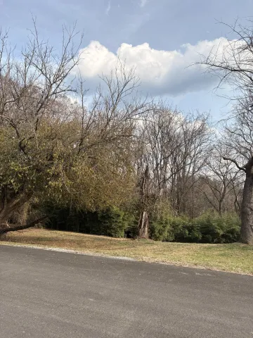 0 Archbold AVE