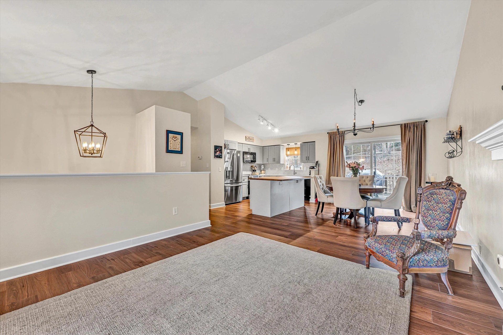 5181 Crumpacker DR - Photo 11