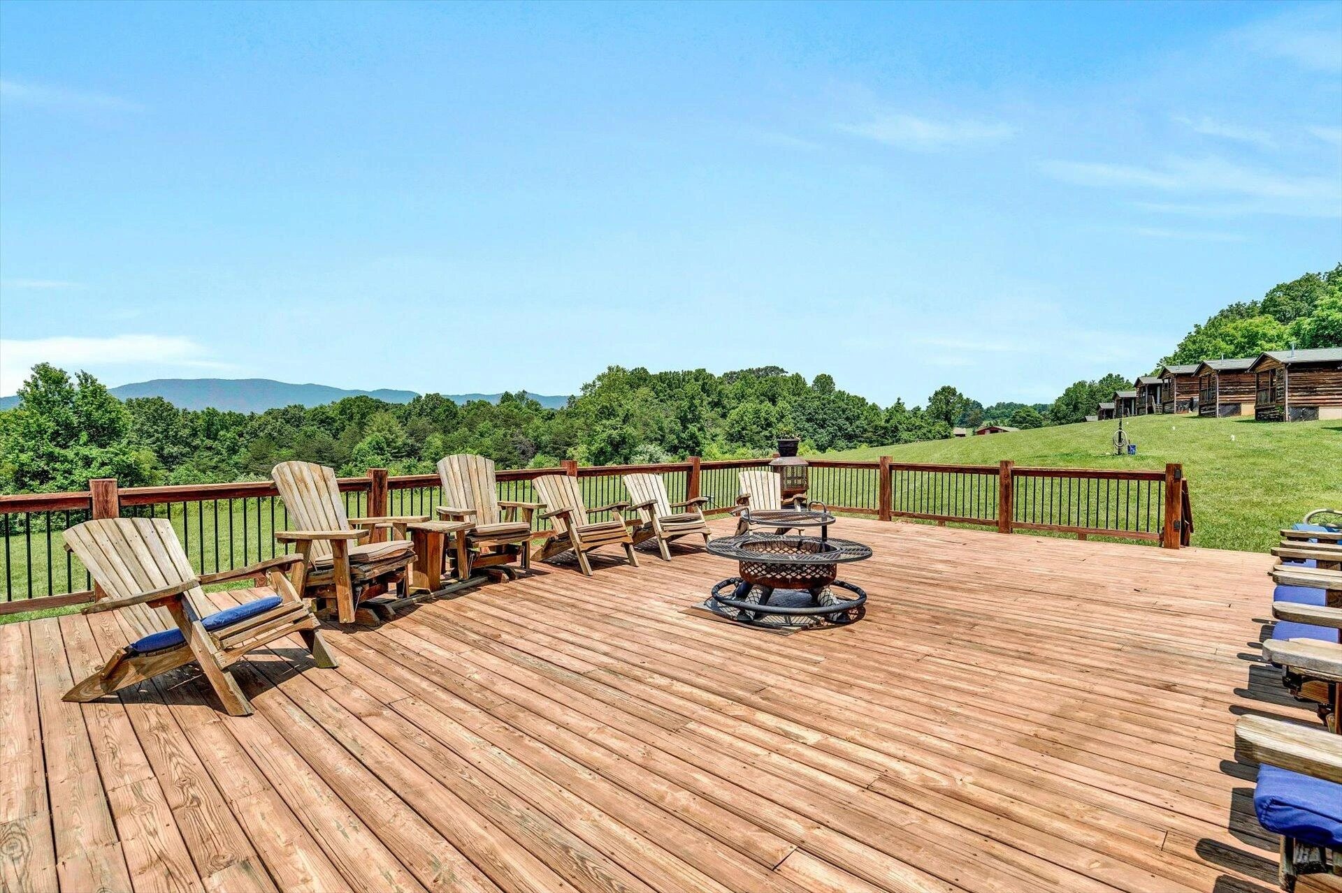 2446 DEER RUN RD - Photo 25