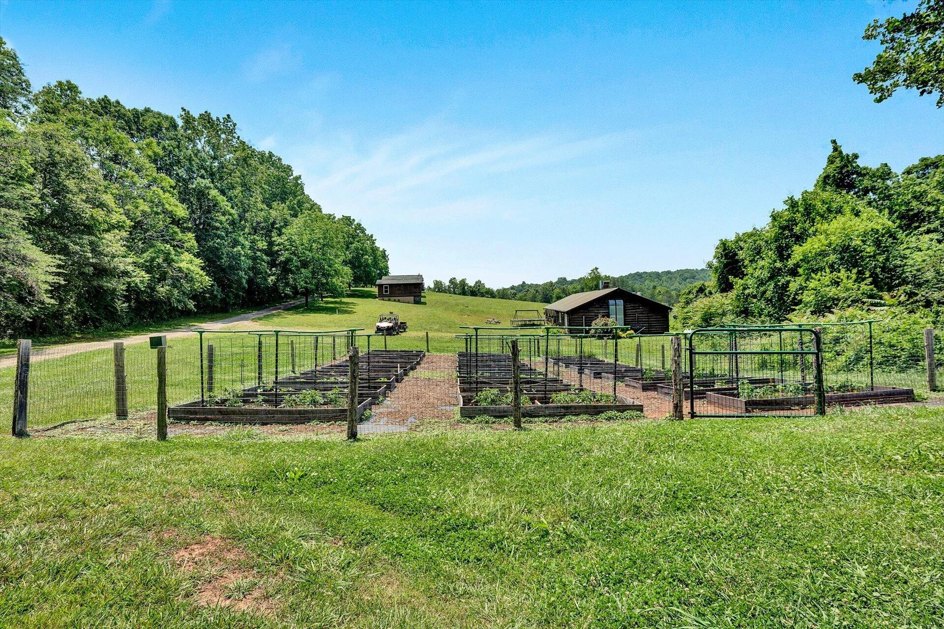 2446 DEER RUN RD - Photo 62