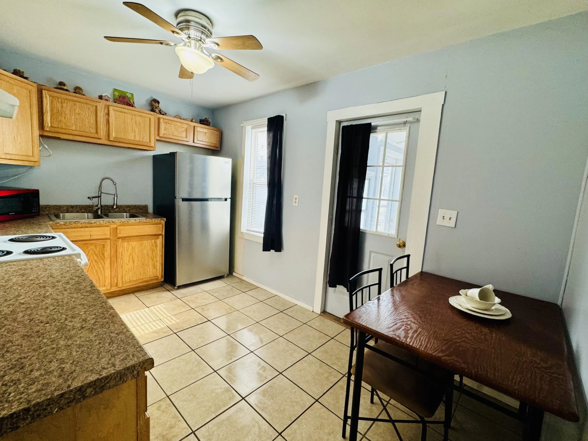 319 Hazel ST - Photo 11