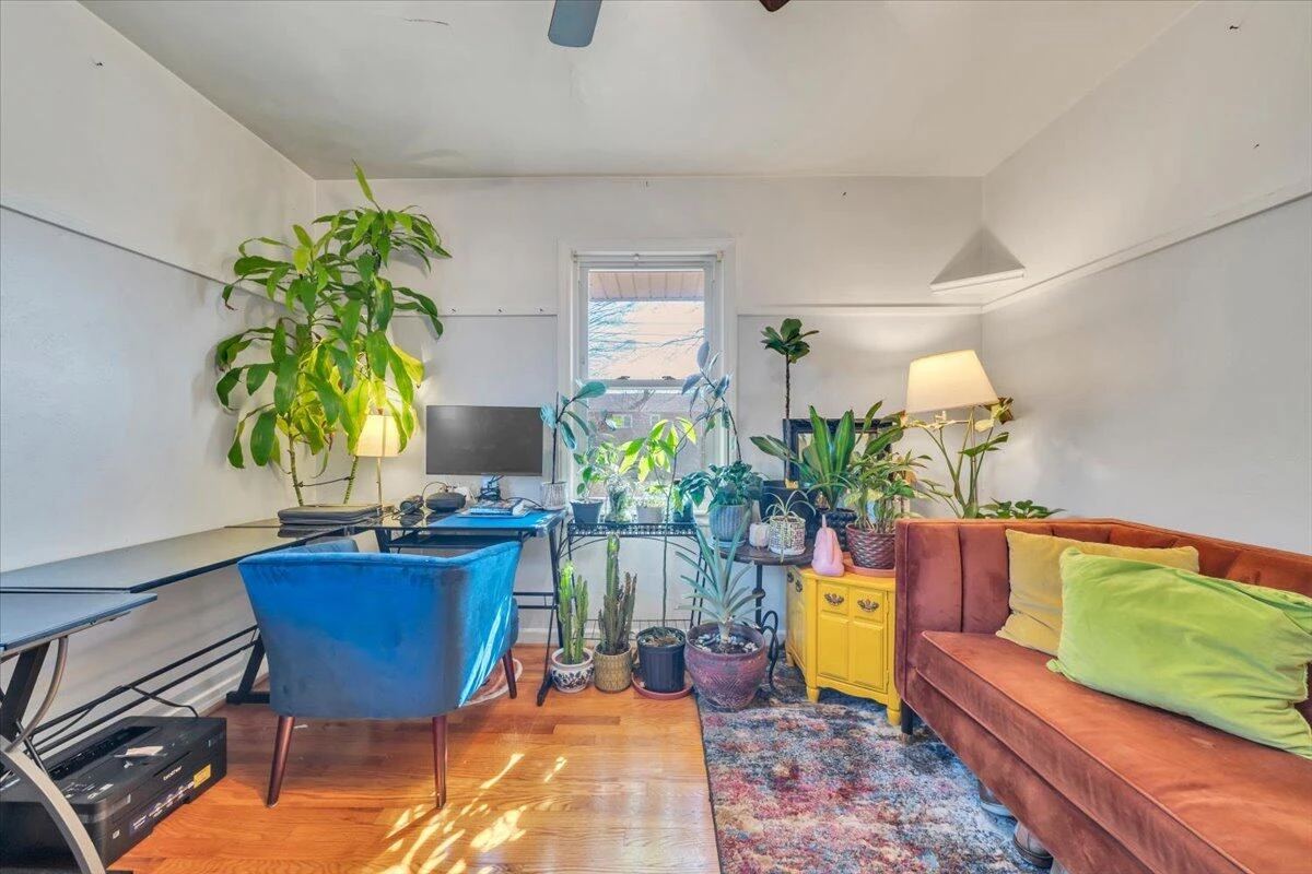 139 Hurst AVE - Photo 25