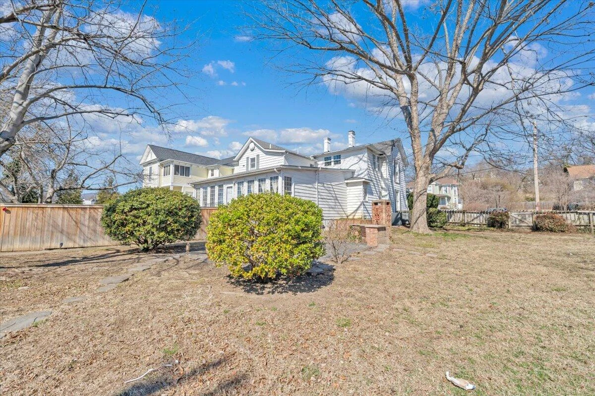 324 Pennsylvania AVE - Photo 75