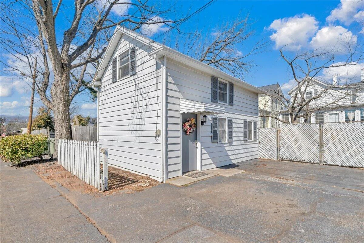 324 Pennsylvania AVE - Photo 77