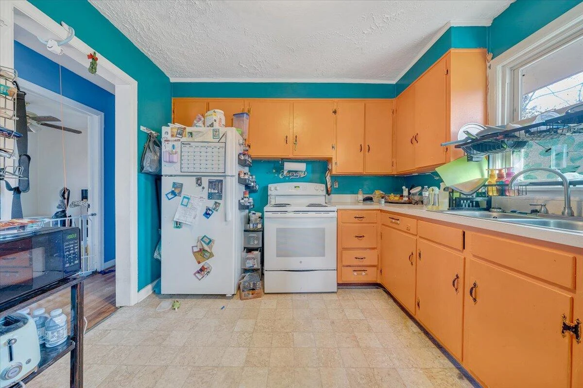 4928 Rowe Ridge RD - Photo 5