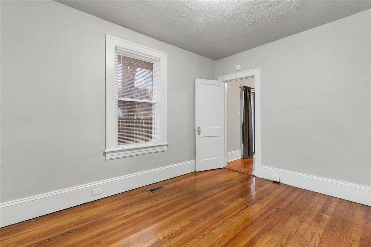 453 Dale AVE - Photo 15