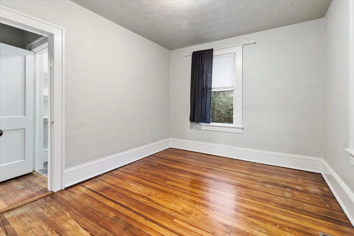 453 Dale AVE - Photo 18