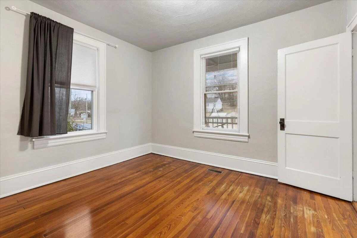 453 Dale AVE - Photo 19